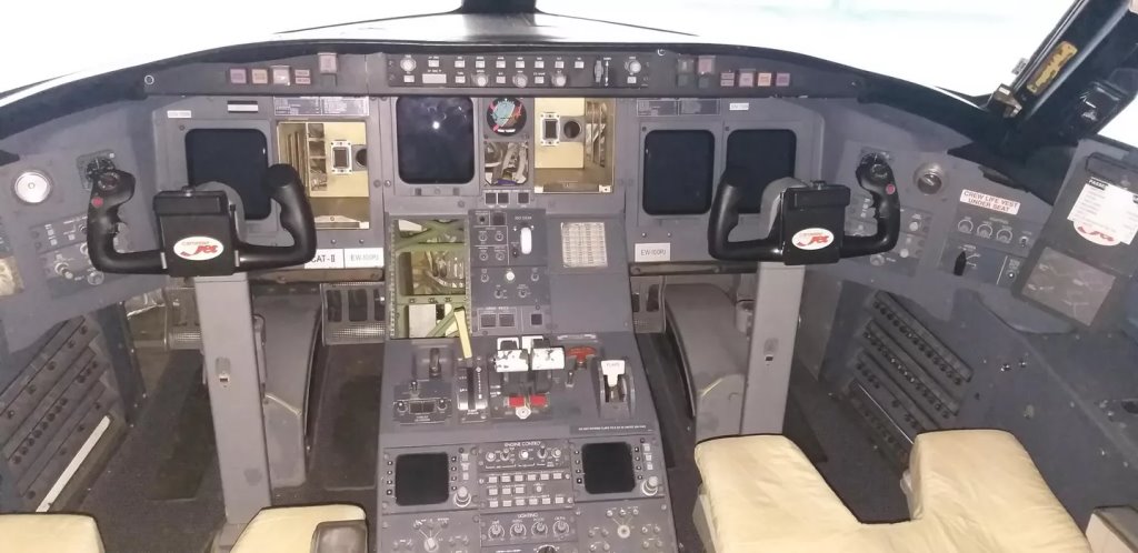 «Белавиа» продает самолет. Что по цене?