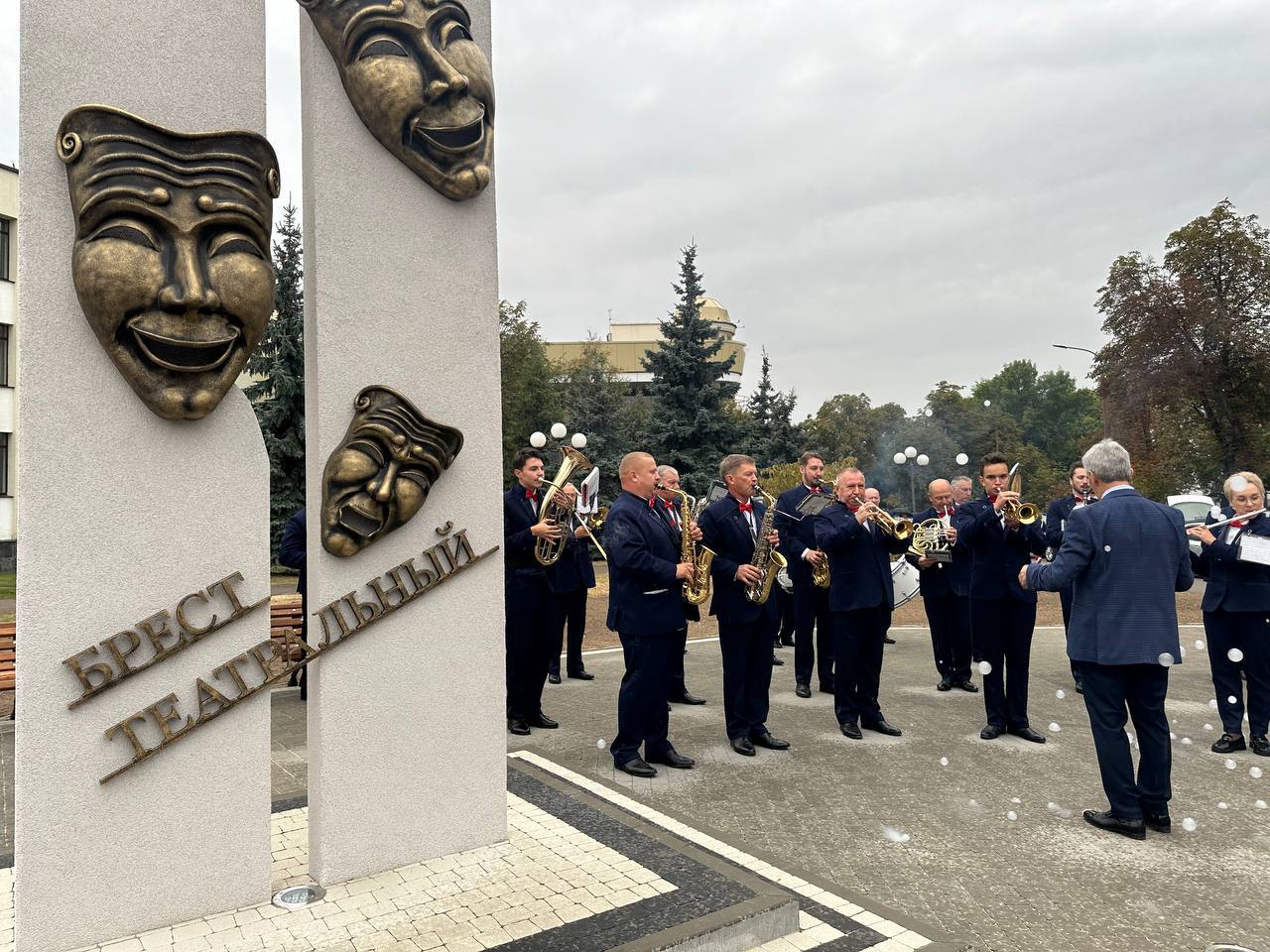 В Бресте открыли арт-объект «Брест театральный»