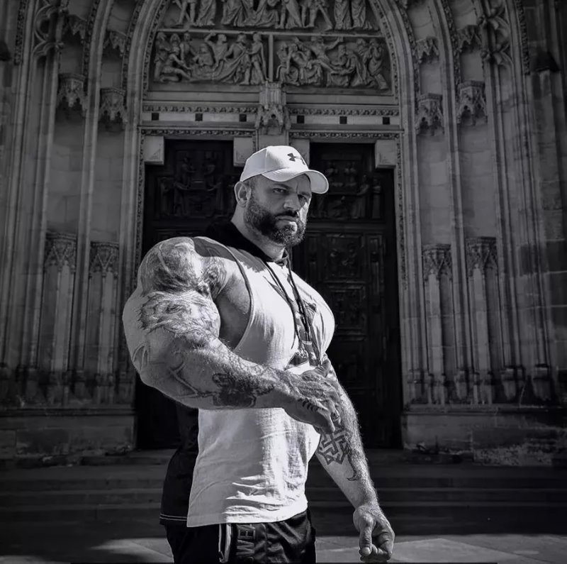 Белорусский бодибилдер, который питался 7 раз в день, умер в возрасте 36 лет