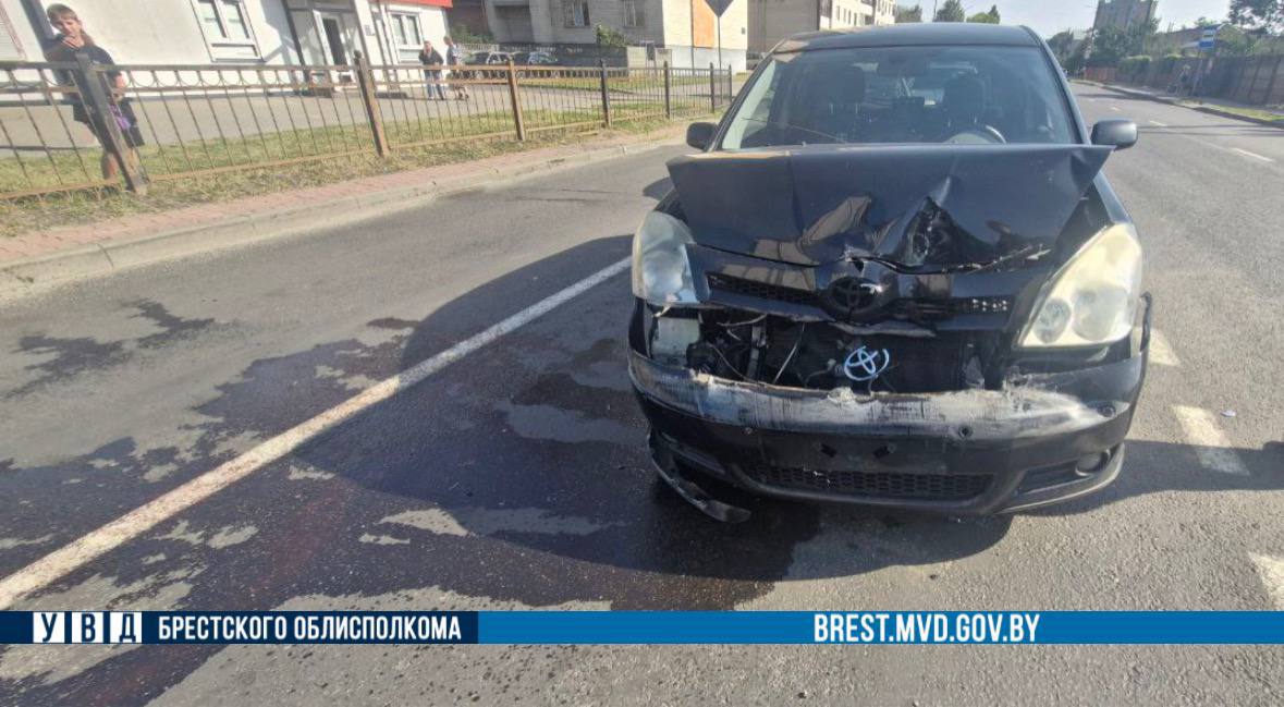 Пьяный водитель Audi собрал «паровозик» в Бресте на Речице