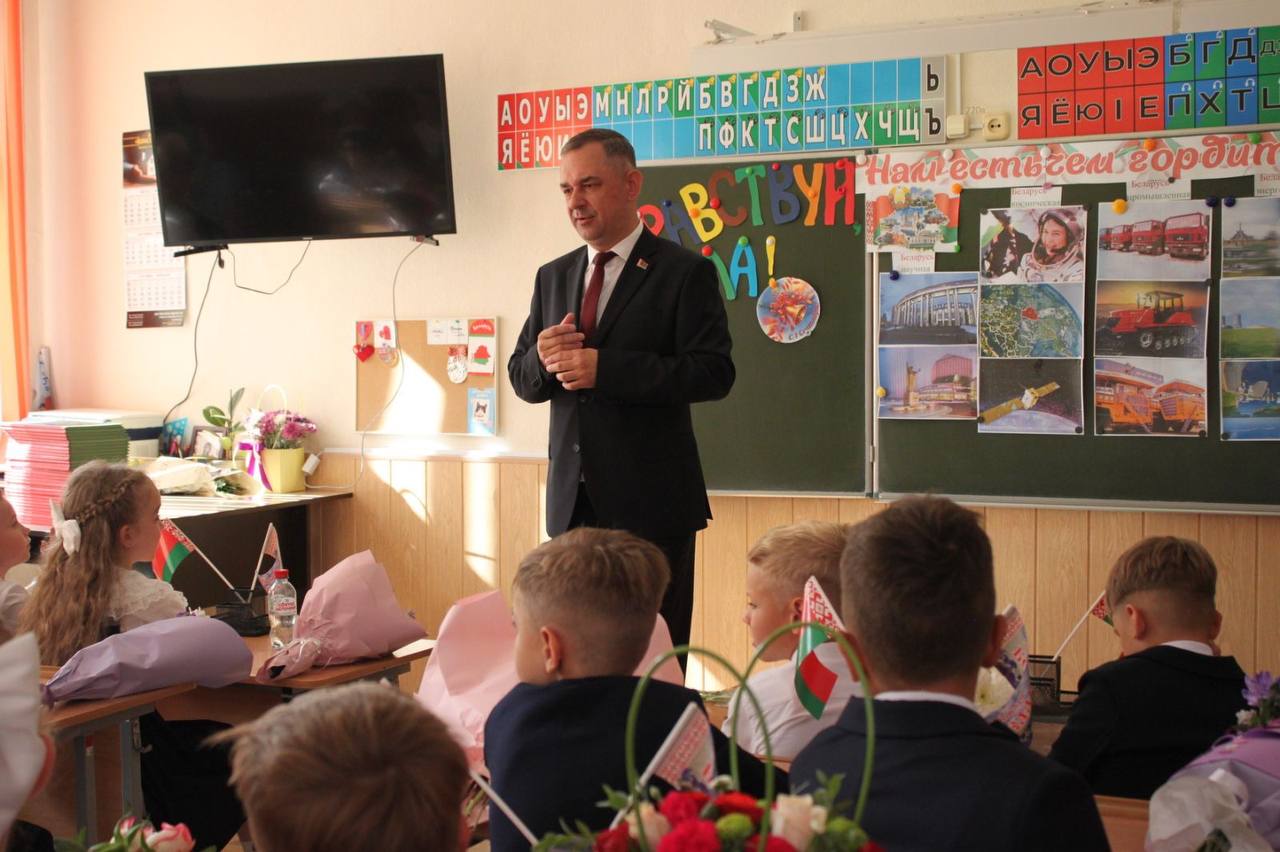 Звонок прозвучал для первоклассников Брестской области