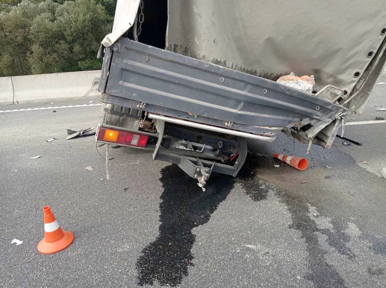 Смертельное ДТП в Лидском районе: Skoda врезалась в автомобиль дорожной службы 