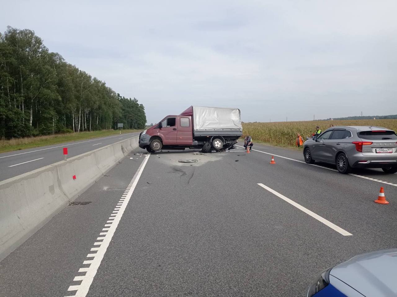 Смертельное ДТП в Лидском районе: Skoda врезалась в автомобиль дорожной службы 