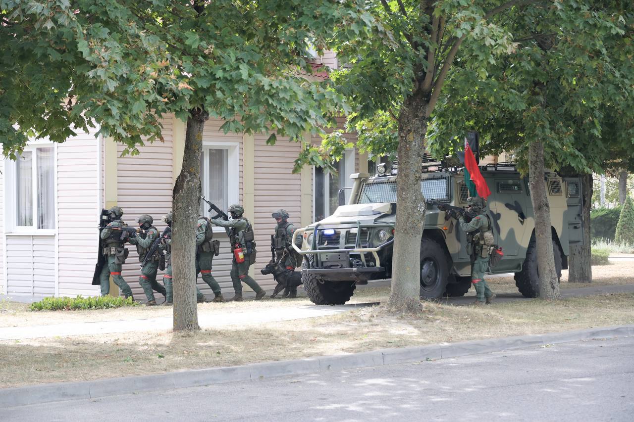 Борьба с вооруженными формированиями. В Столине идут учения