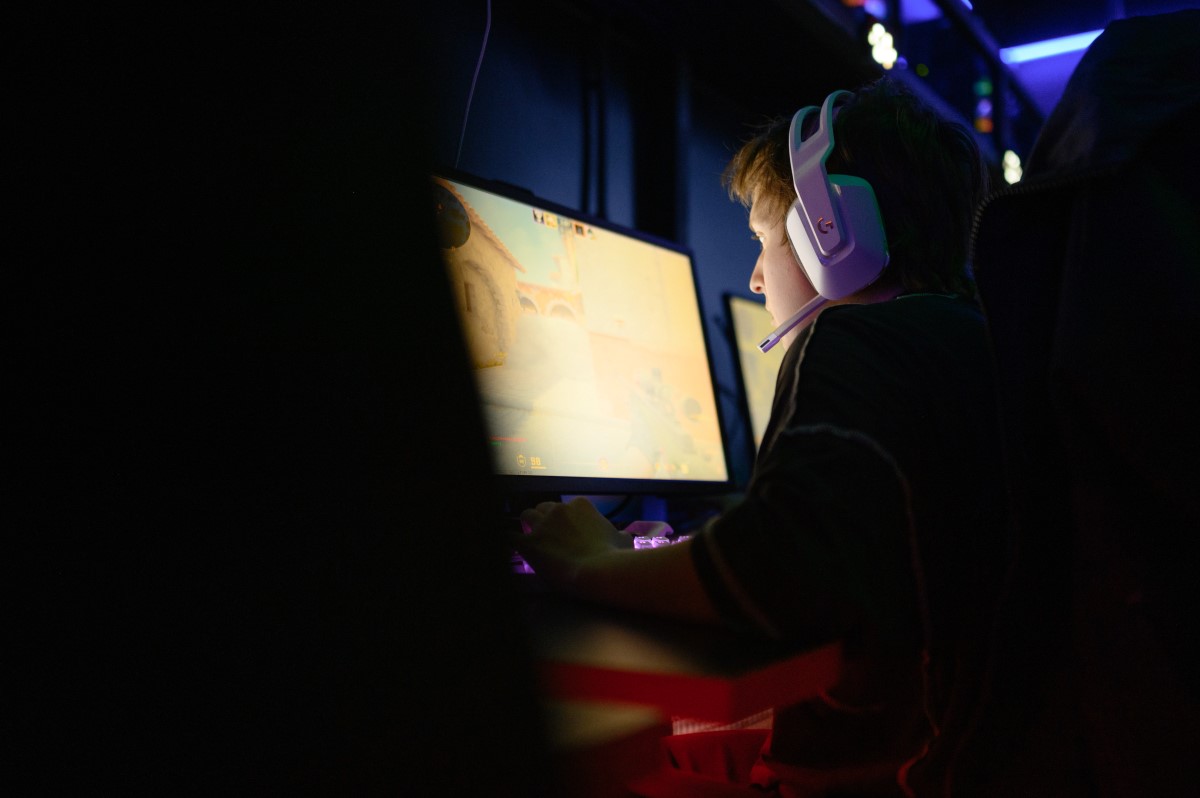 НОВОСТЬ для геймеров: в Бресте открылся крутой компьютерный клуб «CyberX»! Фотоотчёт и цены