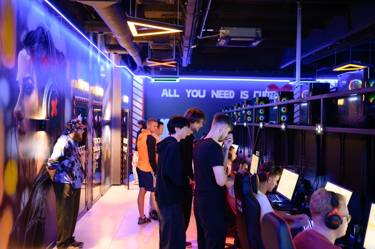 НОВОСТЬ для геймеров: в Бресте открылся крутой компьютерный клуб «CyberX»! Фотоотчёт и цены