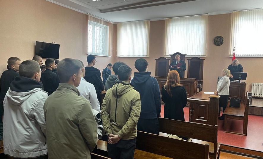 В Брестской области 24-летний парень приобрел «для себя» около двух граммов марихуаны. Чем всё закончилось