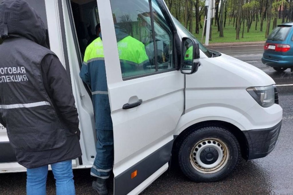 Маршрутчик придумал хитрый ход, чтобы отбиться от вопросов налоговой