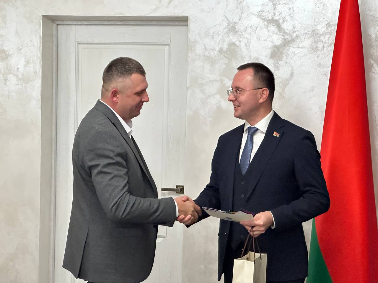 В Бресте чествовали отцов, воспитывающих детей в одиночку