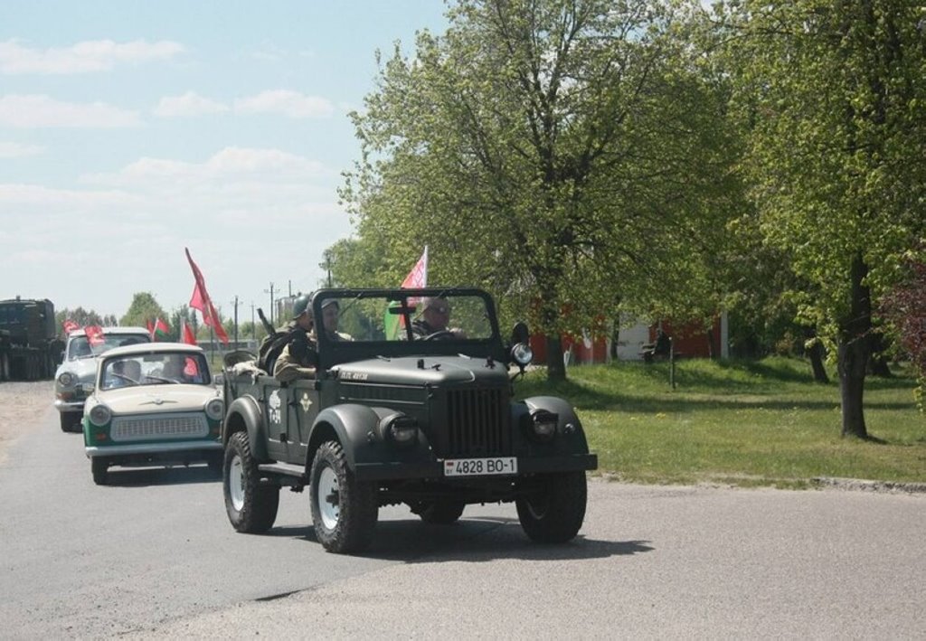 Житель Брестской области многие годы восстанавливает старые машины и мотоциклы