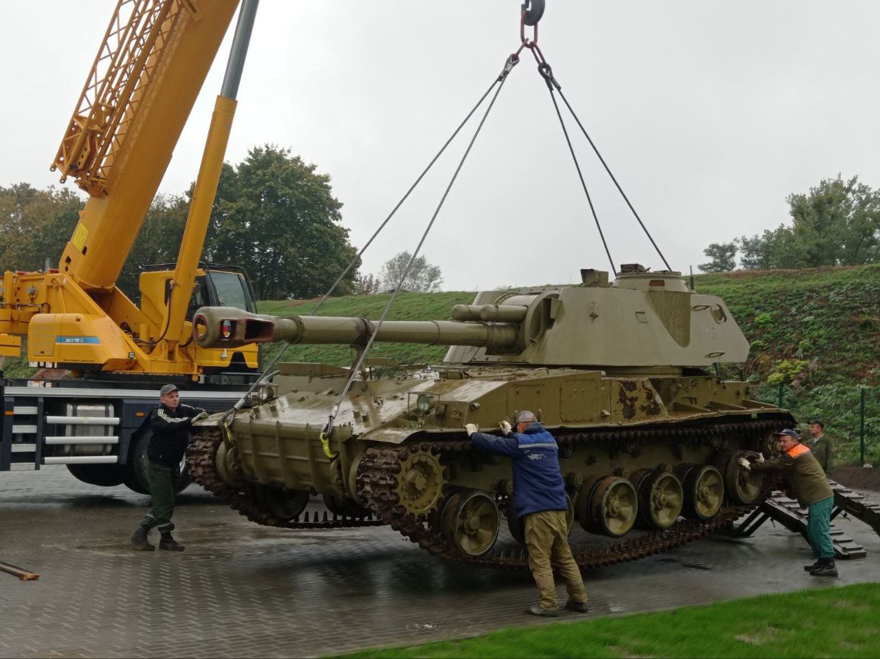 В Брестскую крепость прибыла новая техника музейного хранения