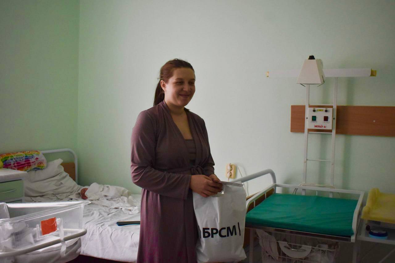 8 малышей родилось в Бресте в День матери