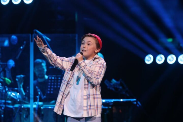 Юный брестчанин спел вместе с Димой Биланом