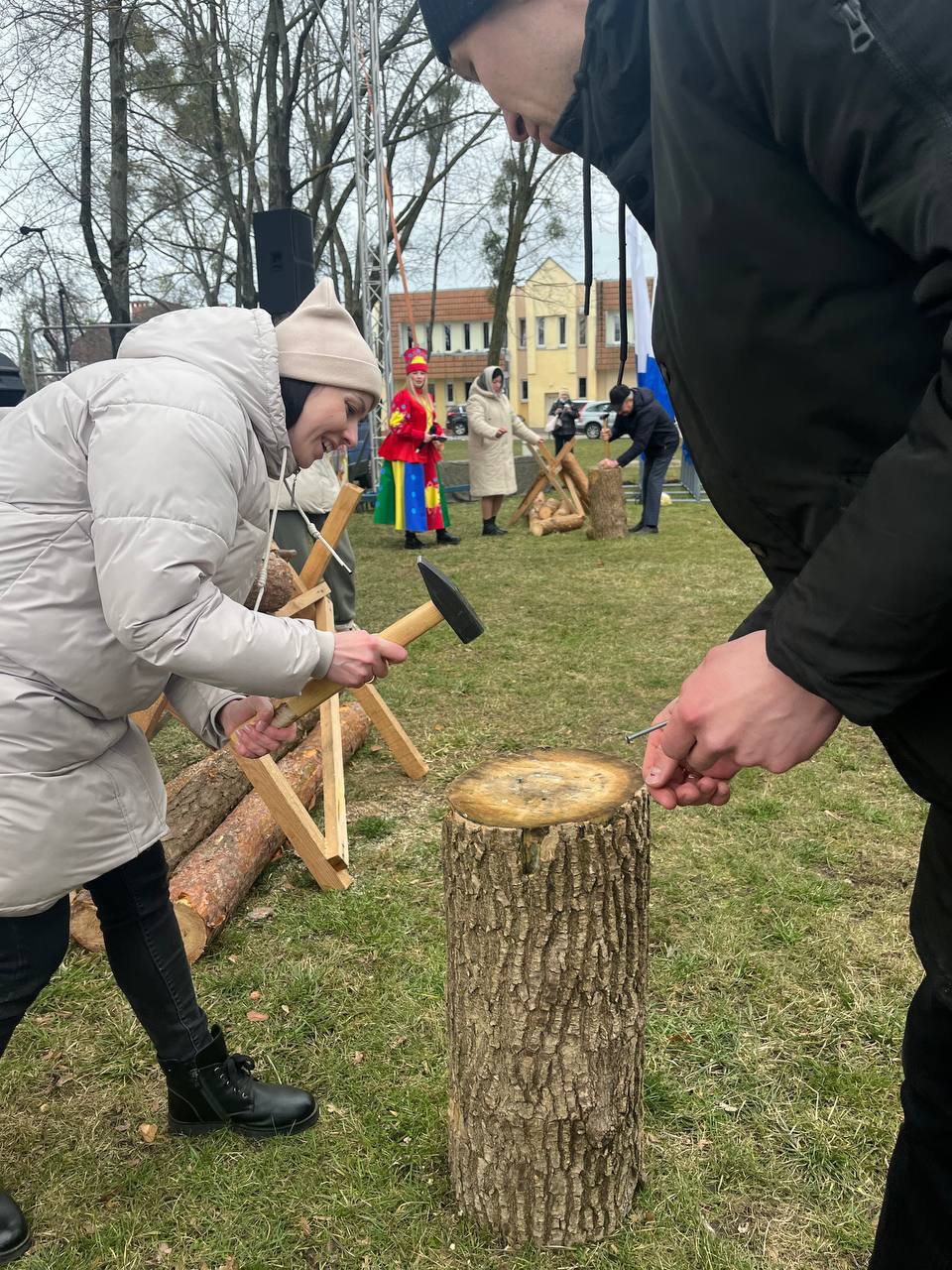 В Бресте проходят народные гуляния «Широкая масленица»