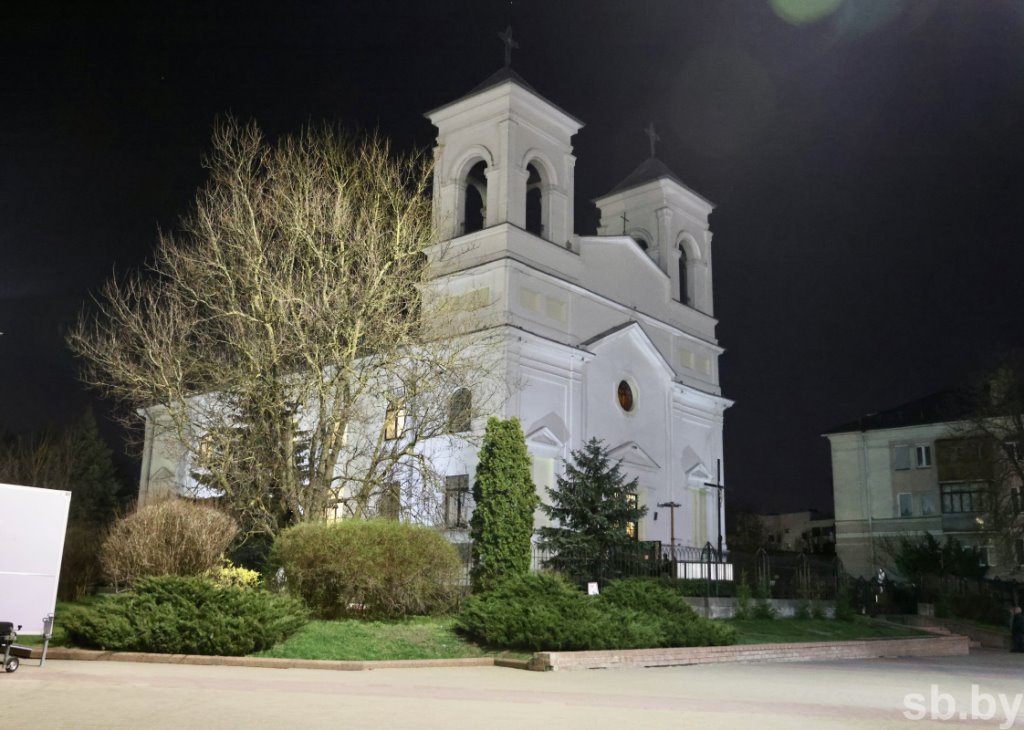 Католики Бреста отметили Пасху Христову