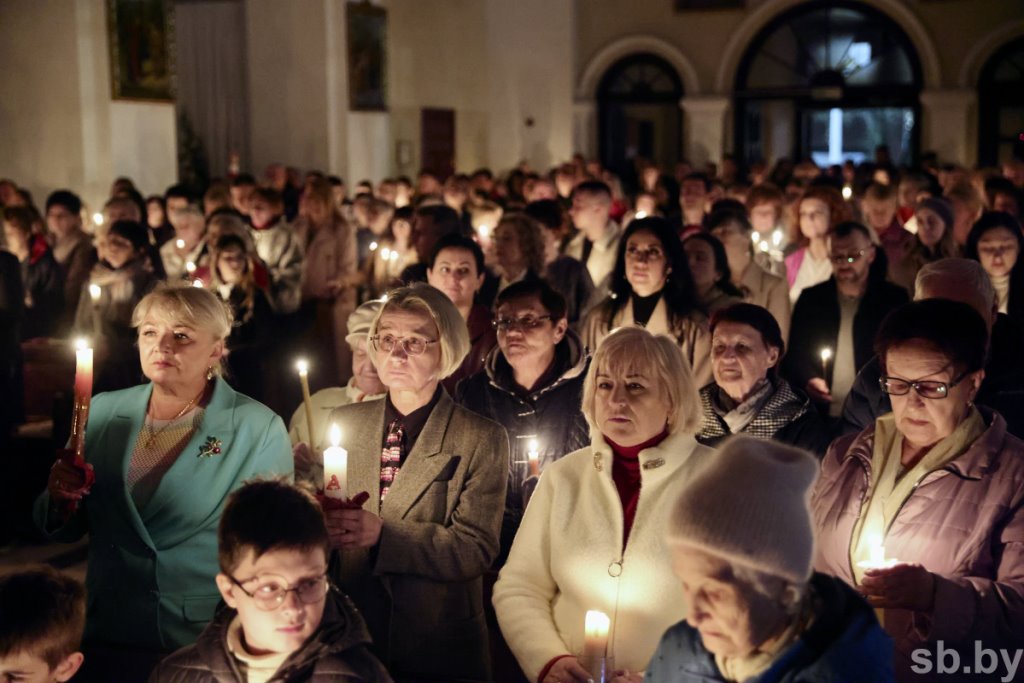 Католики Бреста отметили Пасху Христову