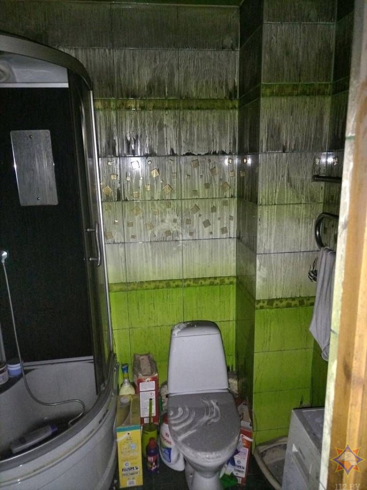 В Лиде дети пытались приготовить сосиски и сожгли квартиру