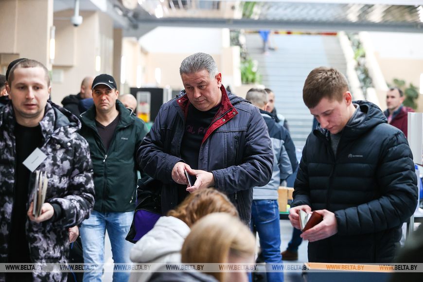 Сборы военнообязанных начались в Брестской области