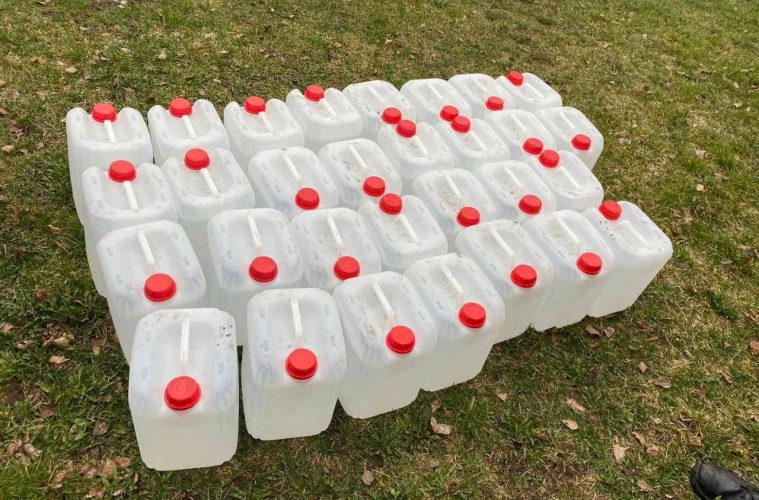 У жителя Березовского района нашли и изъяли 300 литров спиртного