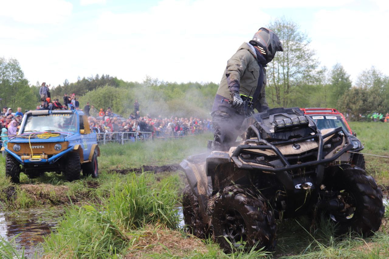 Дан старт главной внедорожной гонке года «Телеханская дрыгва»
