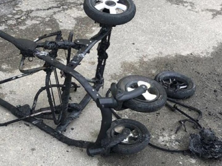 В Бресте в подъезде дома сгорела детская коляска