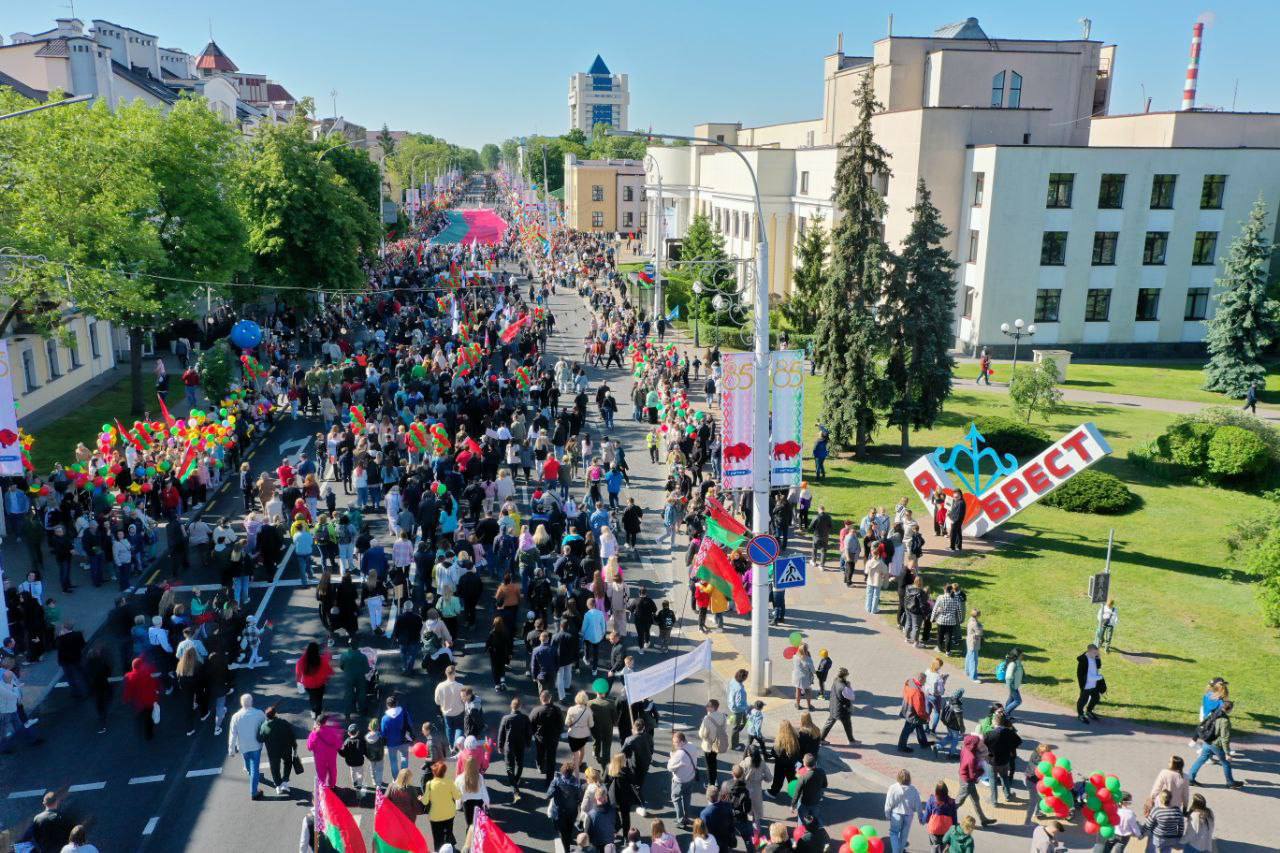Брест празднует День Победы