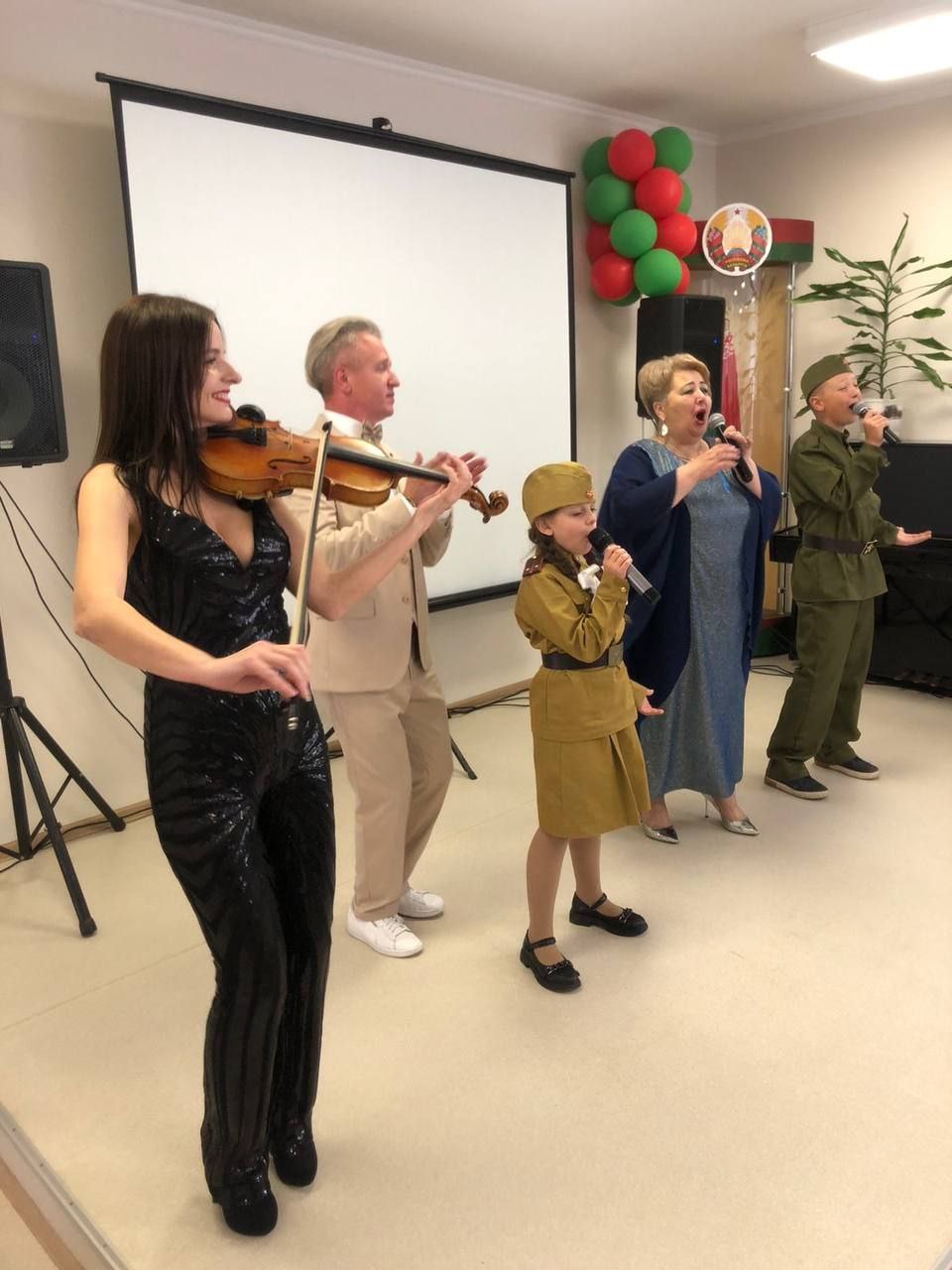 В Бресте поздравили лучших медсестер городской больницы скорой медицинской помощи
