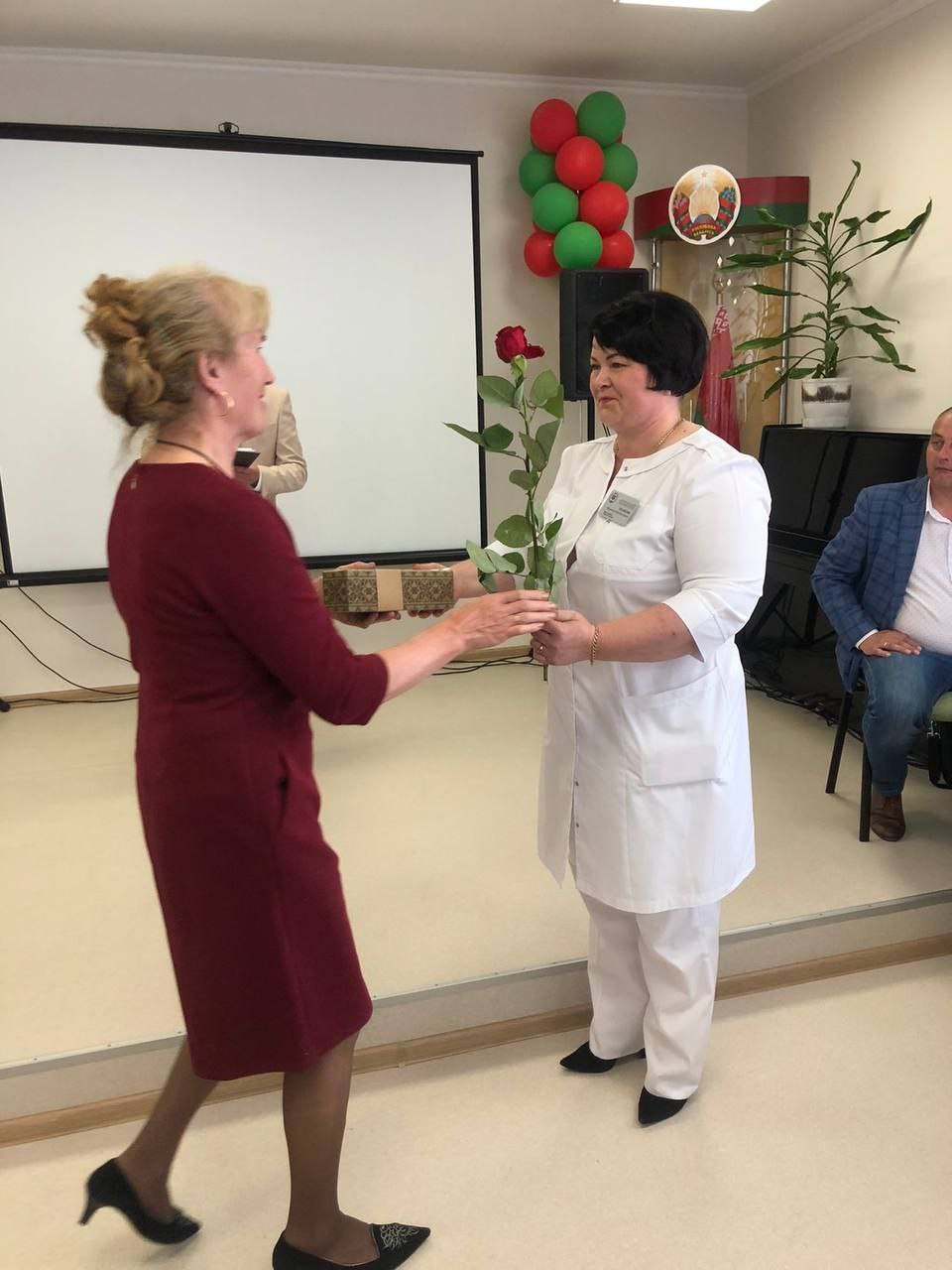 В Бресте поздравили лучших медсестер городской больницы скорой медицинской помощи