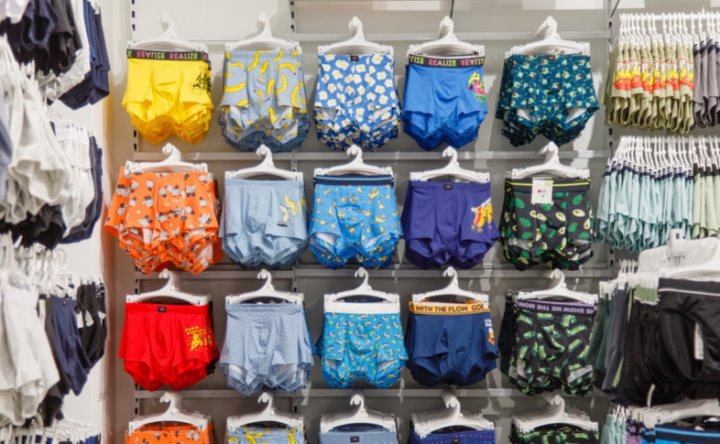 «Устал побеждать размерную сетку своим кошельком». Мужчина пожаловался на размеры белорусского белья