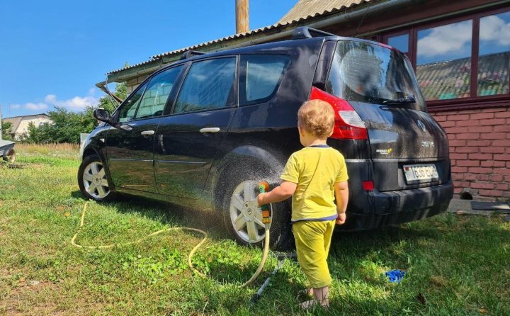 Поездки на такси или личном автомобиле: что обходится дороже?