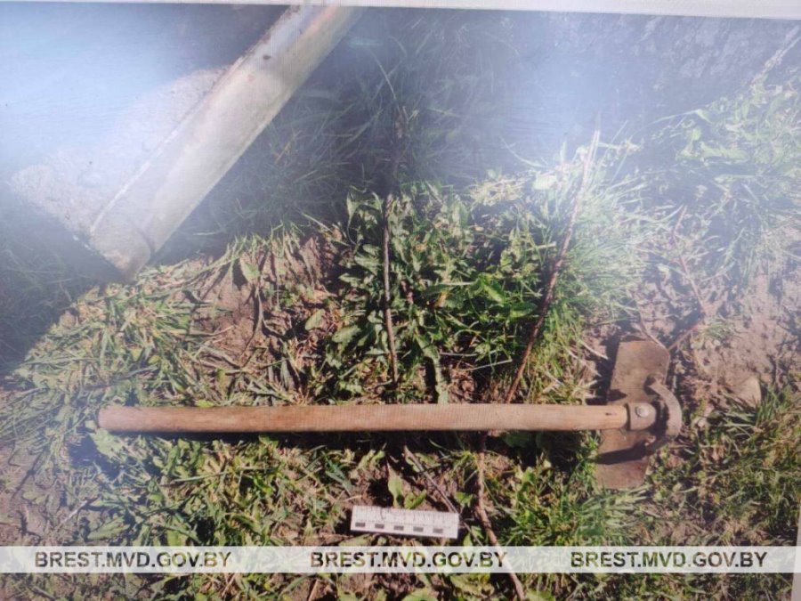 В Ивацевичском районе мужчина разбил окно в доме своей знакомой