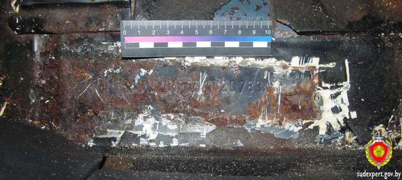 Под VIN — ещё один VIN. Белорус снимал Opel с учёта и узнал интересный нюанс авто