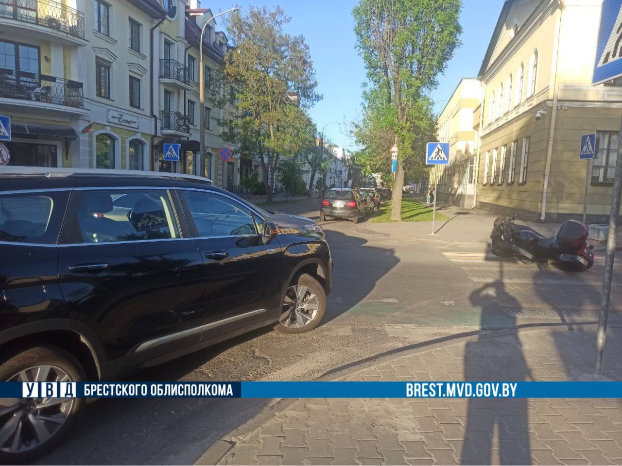В центре Бреста мотоциклист попал в ДТП