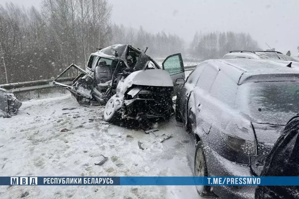Водителя признали виновной в аварии, в которой погибла она сама и ее пассажир