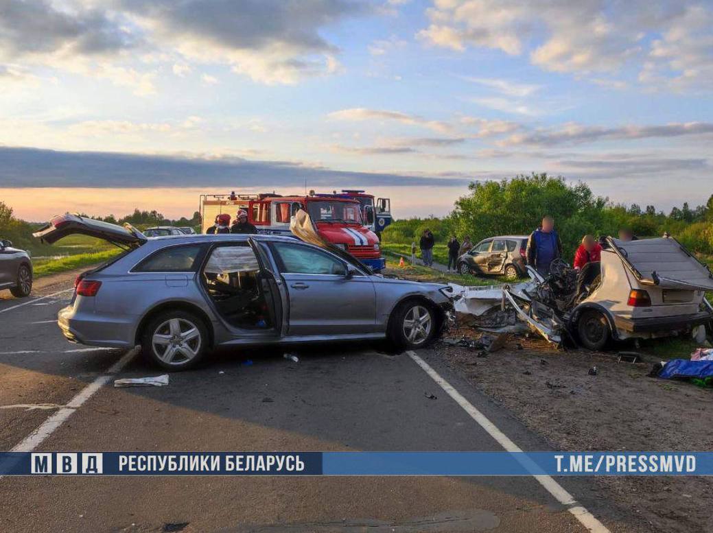 Жуткое ДТП произошло в Пинском районе: двое погибших 