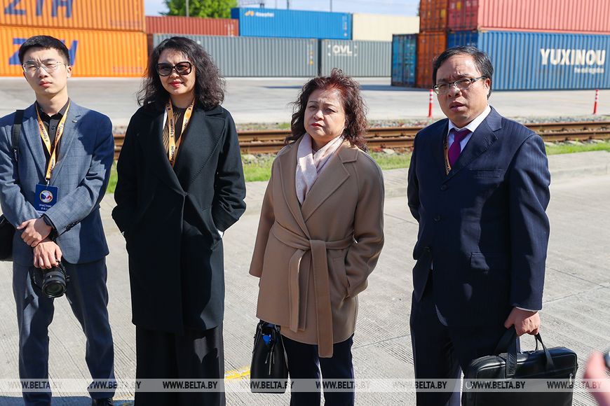 Участники форума деловых контактов «Брест - Китай. Стратегическое партнерство» ознакомились с логистическими возможностями Бреста