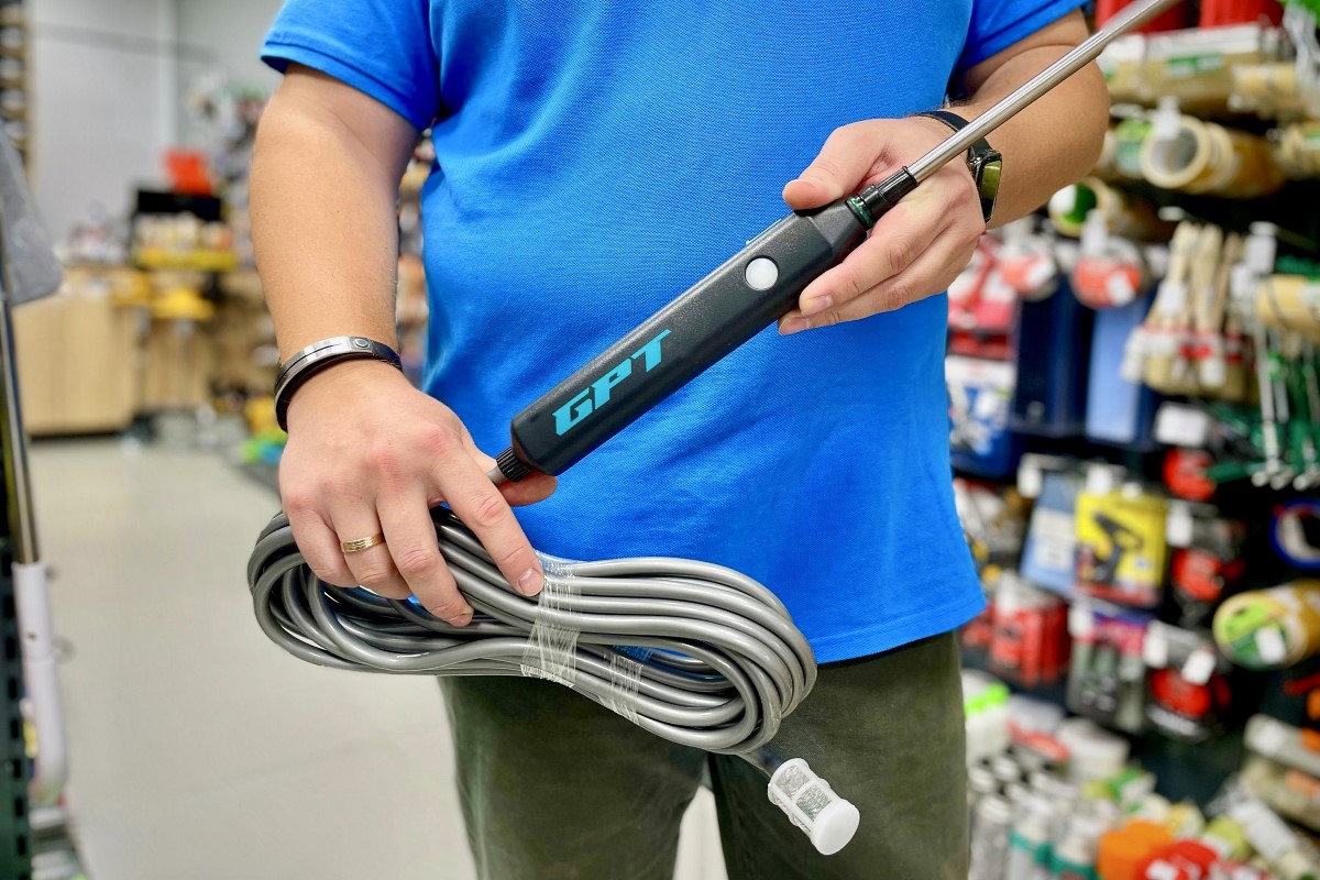 СКИДКИ на триммеры и аккумуляторные опрыскиватели в строительном магазине «A-CENTR.BY» на Махновича в Бресте