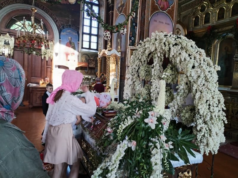 В храмах Бреста в полном разгаре освящение пасок и куличей. Фоторепортаж