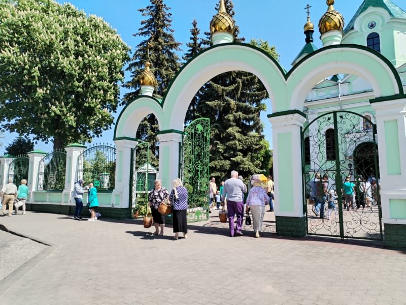 В храмах Бреста в полном разгаре освящение пасок и куличей. Фоторепортаж