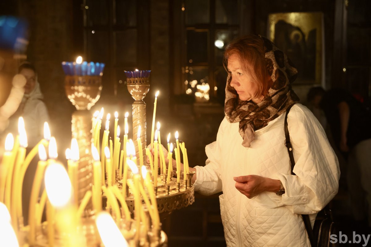 Торжественное богослужение в Свято-Николаевском гарнизонном храме Бреста