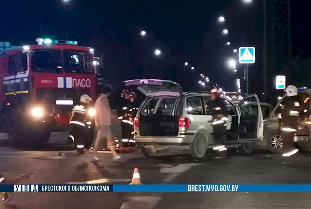 Стали известны подробности ночного ДТП на Рябцева в Бресте