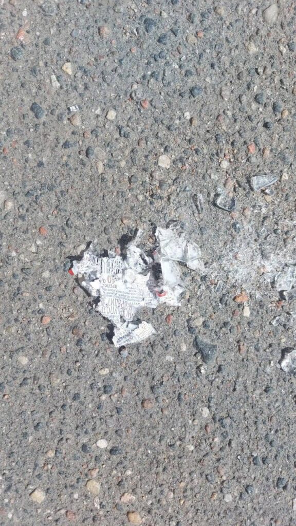 Белорус выбросил в окно бутылку и попал в автомобиль