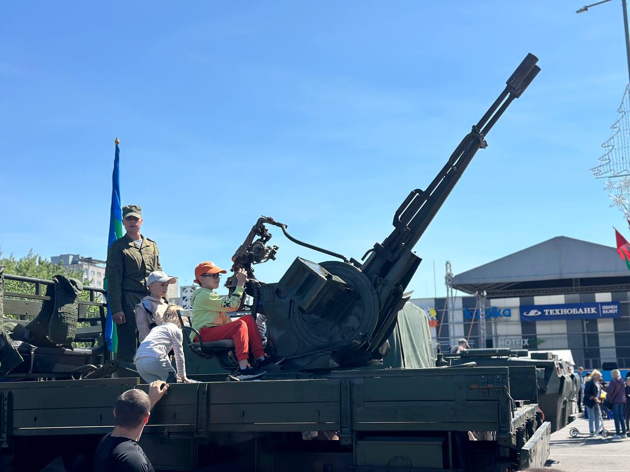 Брест празднует День Победы