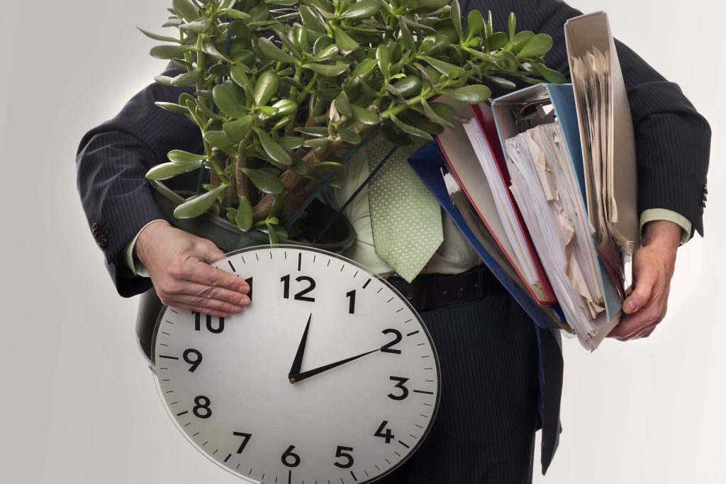 Сколько белорусов уволили за прогул и другие нарушения дисциплины