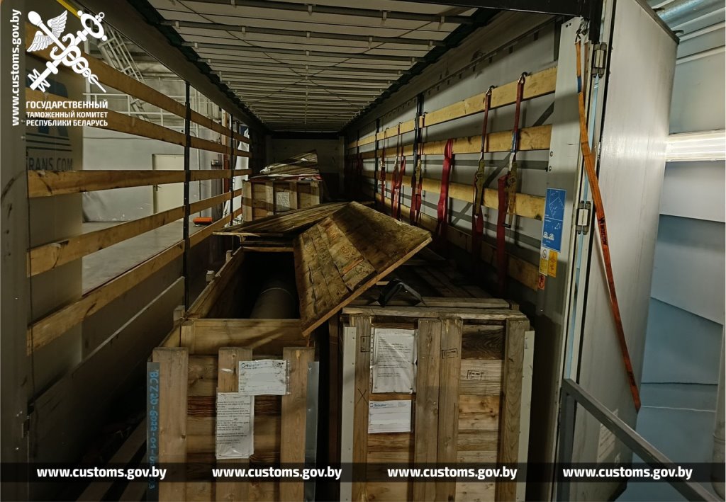Брестские таможенники пресекли незаконное перемещение валов для бумагоделательных машин стоимостью порядка 328 тыс. бел. рублей