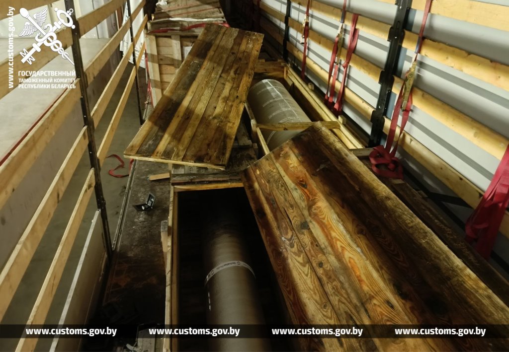 Брестские таможенники пресекли незаконное перемещение валов для бумагоделательных машин стоимостью порядка 328 тыс. бел. рублей