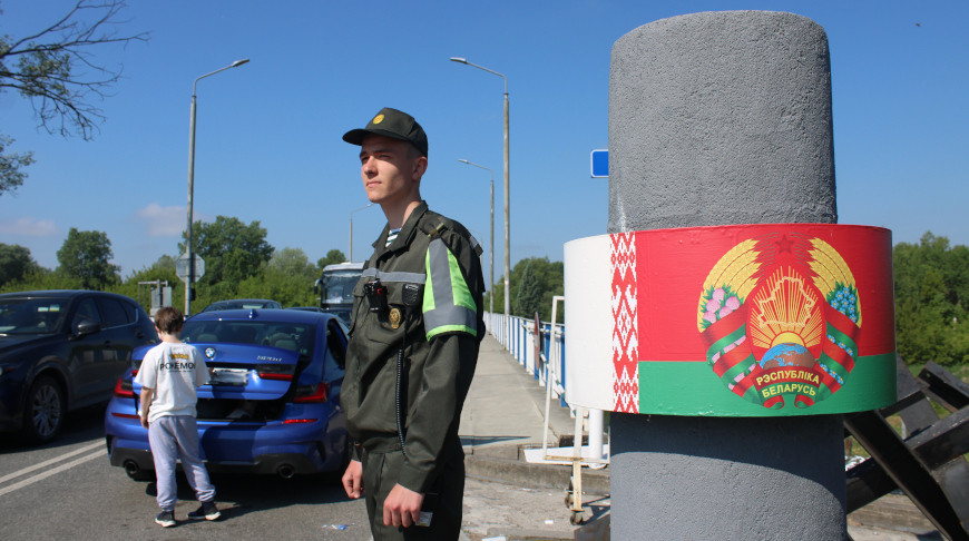 «Непросто, но интересно». Пограничники рассказали о службе в пункте пропуска «Брест»