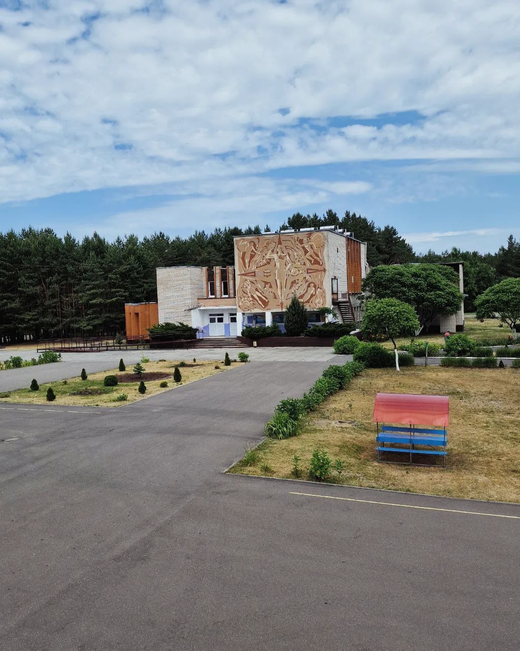 Оздоровительный лагерь «Волна-Любань» готовится принять первую смену детей (Кобринский район, аг. Дивин)