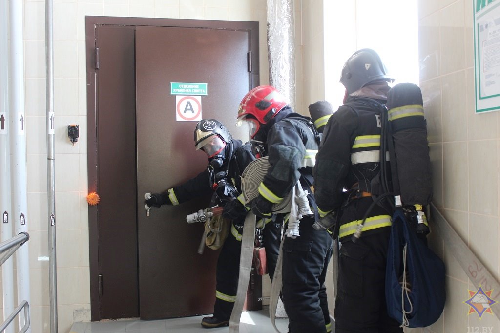 Учения на ликеро-водочном заводе «Белалко» в Бресте