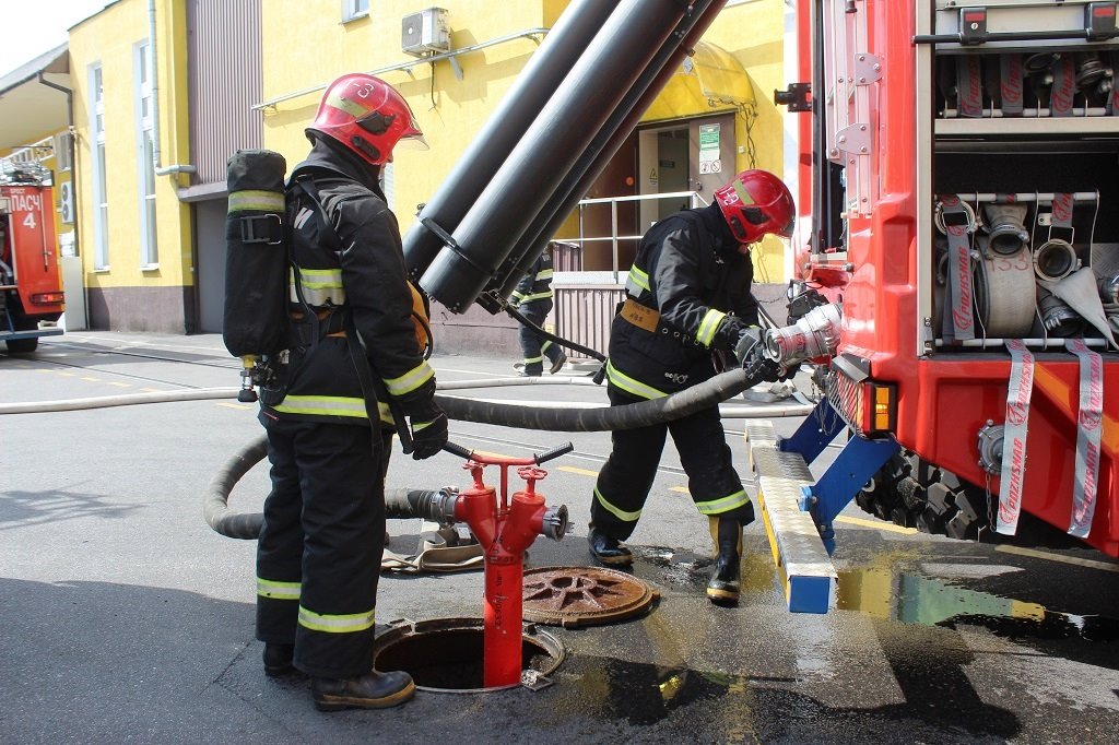 Учения на ликеро-водочном заводе «Белалко» в Бресте